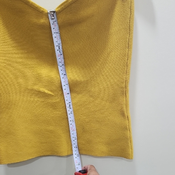 GBG Los Angeles Mustard  Crop Tops - Picture 4 of 5